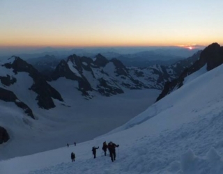 Salidas nocturnas con raquetas de nieve en Ecrins 
